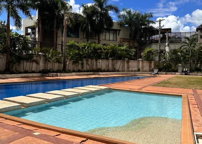 Living,the Persimmon 2-4pax *