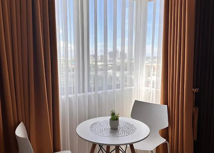 Apartment Living,the Persimmon 2-4pax *