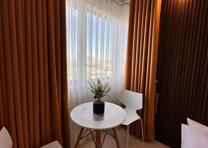 Living,the Persimmon 2-4pax Apartment Cebu